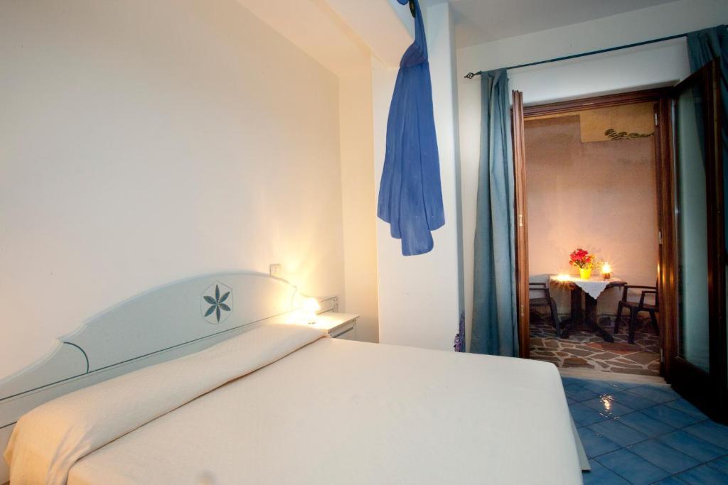 Hotel Residence Acquacalda Città di Lipari Camera foto